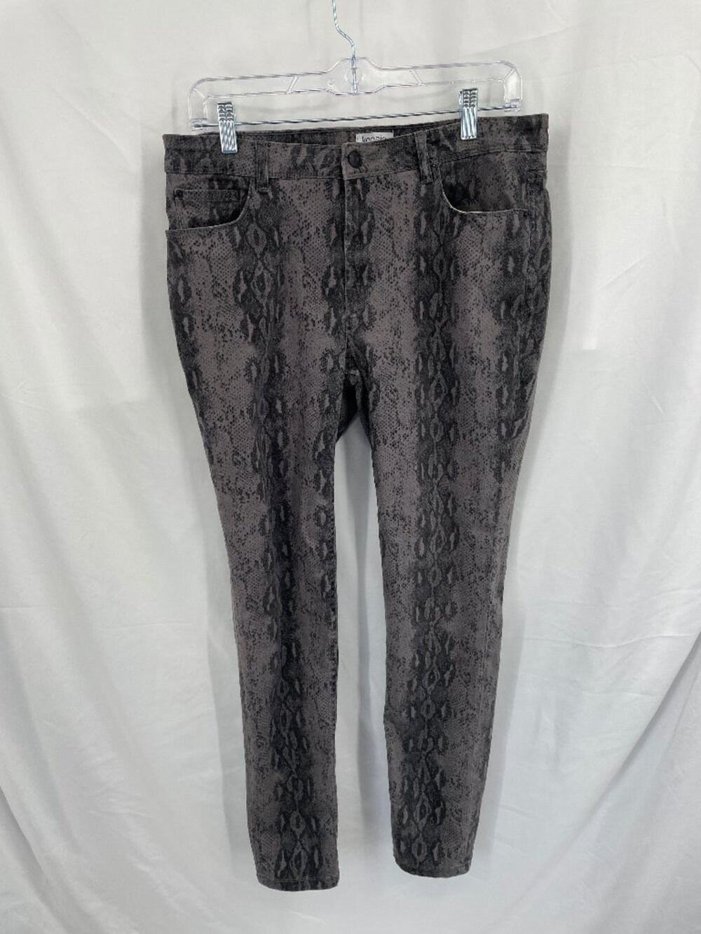 Kensie Jeans Snake Print The Effortless Ankle Skinny Jeans